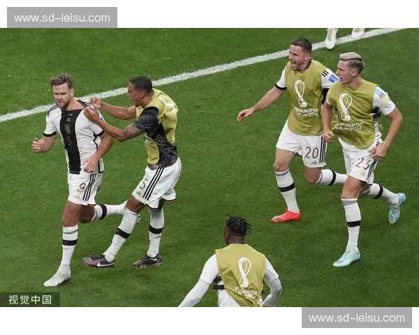 龙腾虎跃，日耳曼战车：中国与德国足球的激情碰撞与未来展望