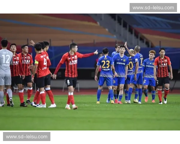 璀璨星河中的对决：苏宁与河南，不止是足球的恩怨情仇